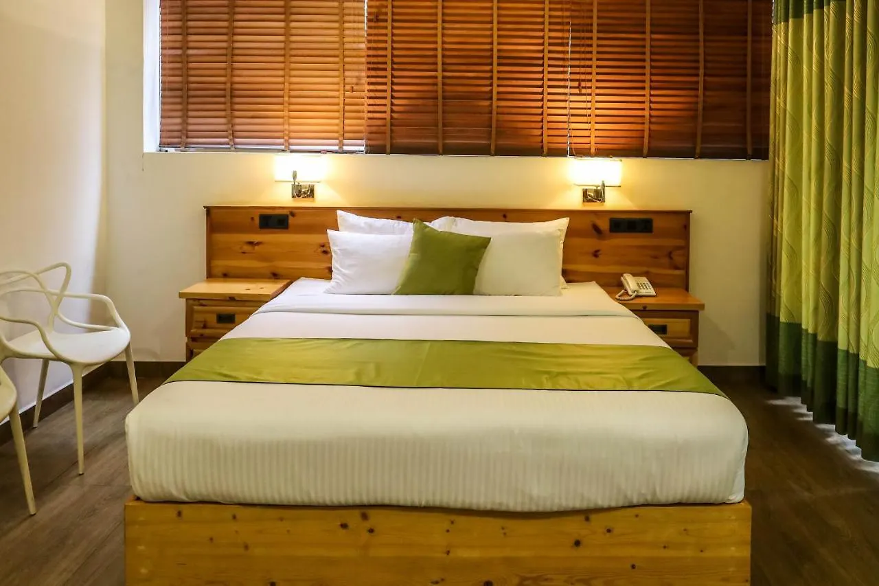 Hotel Ganthera Канди 0*,