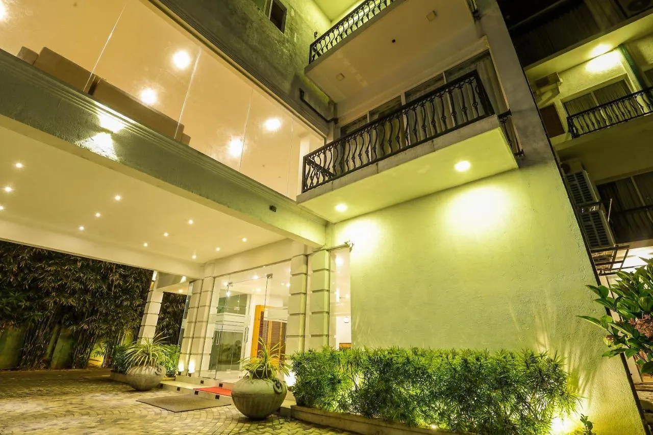 Hotel Ganthera Kandy 0*,