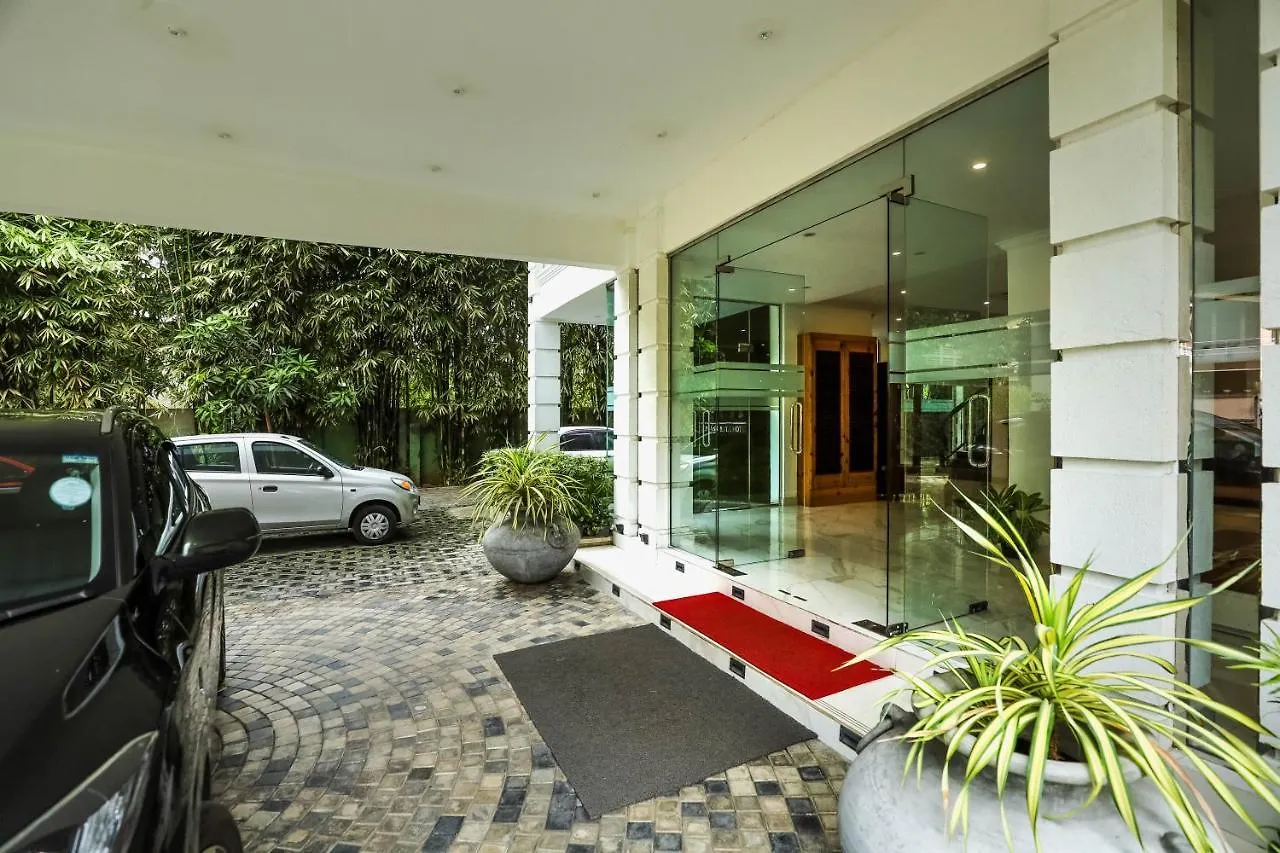 Hotel Ganthera Kandy Sri Lanka