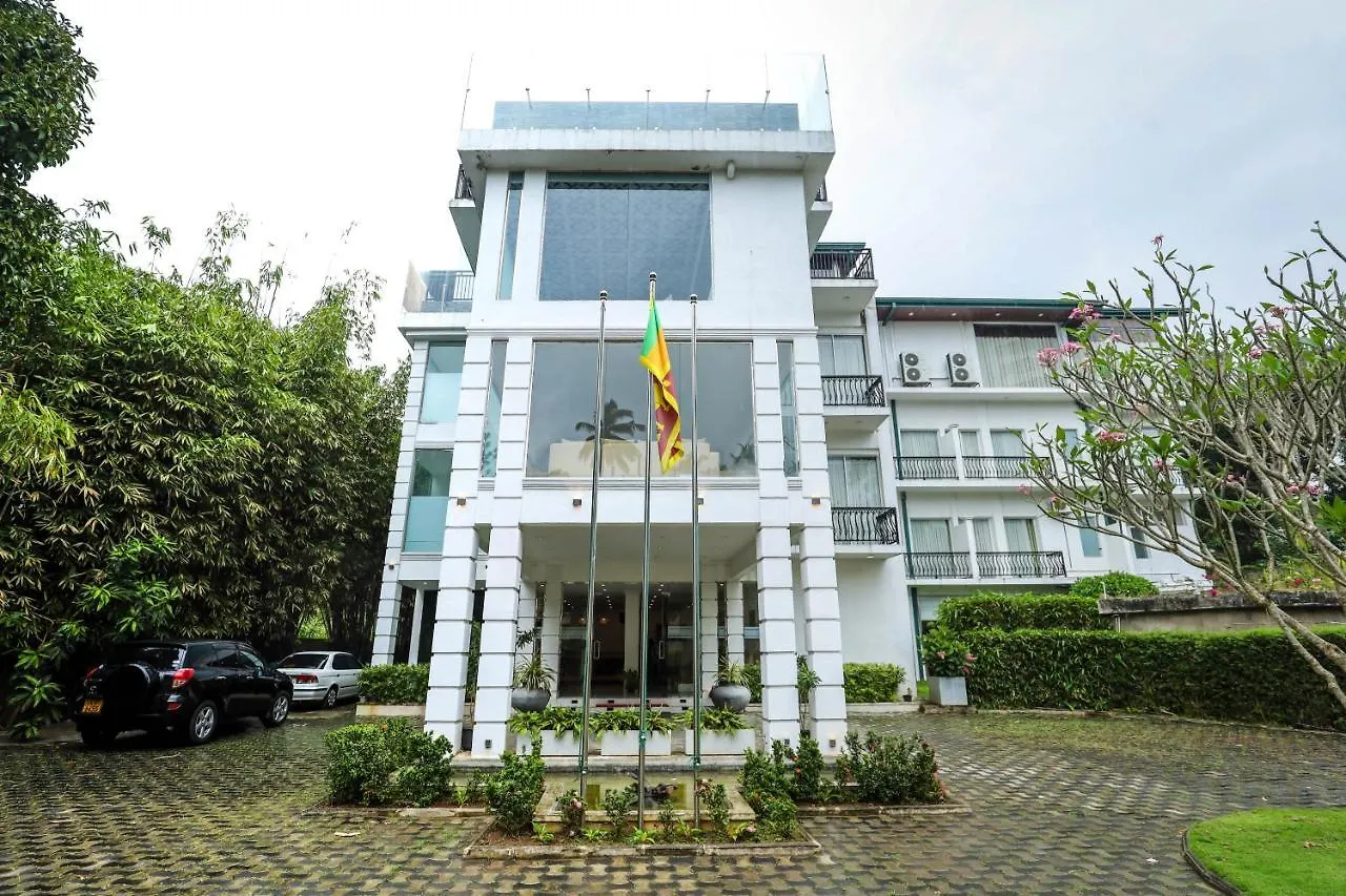 Hotel Ganthera Kandy